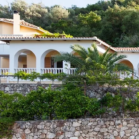 Villa Victoria *