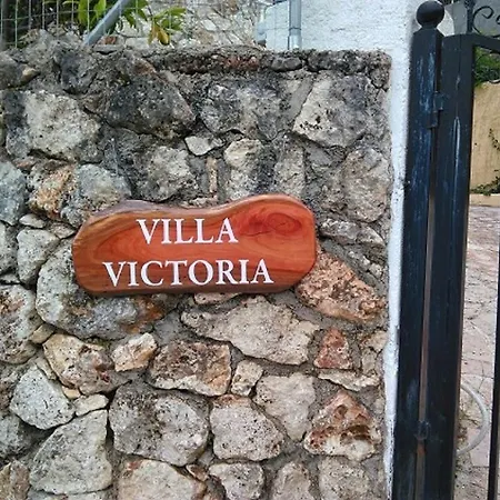 Victoria *